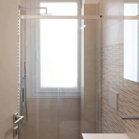 Residential Locchi Center City Апартаменти Трієст
