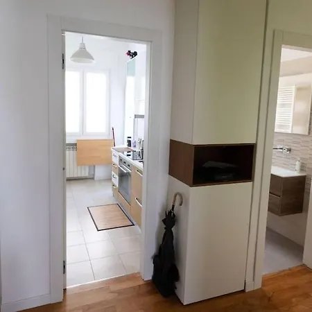 Residential Locchi Center City Lejlighed *