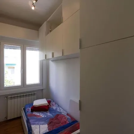 Residential Locchi Center City Lejlighed *